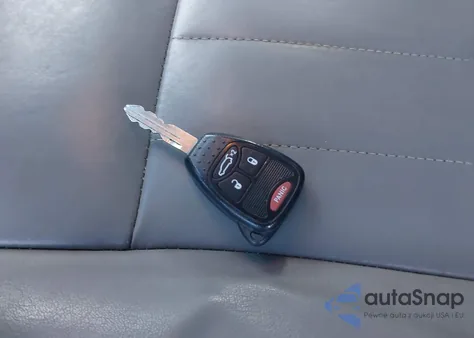 2006 Jeep Liberty Limited Edition из США, поврежденный, VIN 1J8GL58K06W157003